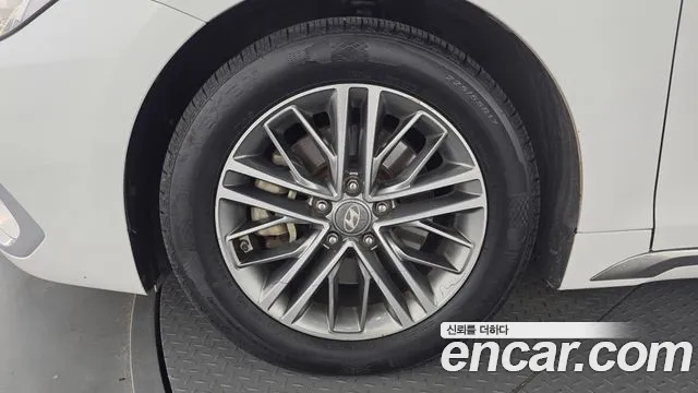 Hyundai Grandeur 2018 thumb 5