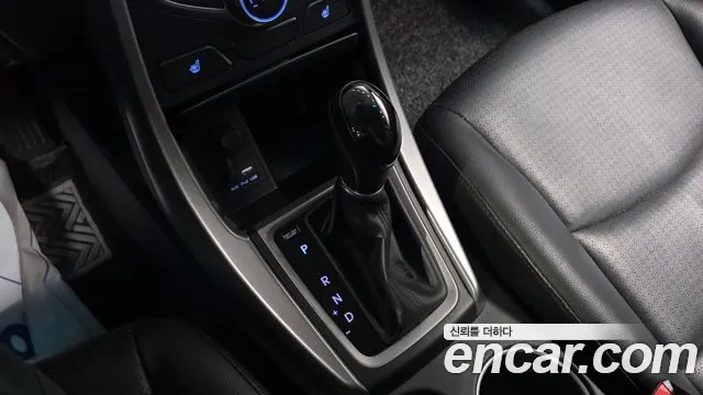 Hyundai Avante 2015 thumb 9