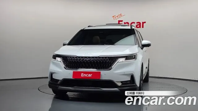 Kia Carnival 2023 thumb 3