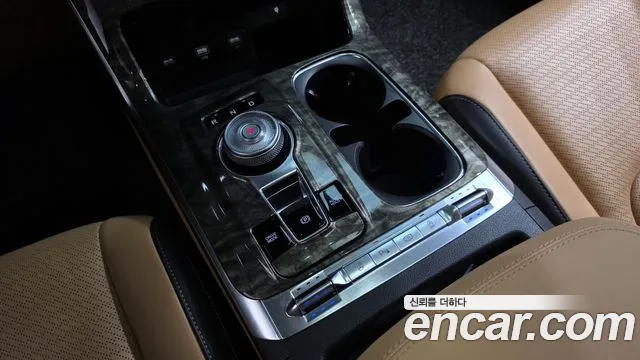 Kia Carnival 2023 thumb 9