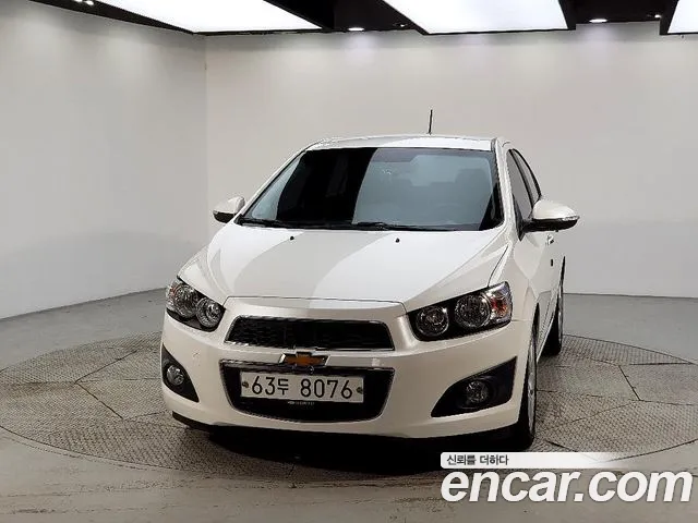 ChevroletGMDaewoo Aveo 2014 thumb 2