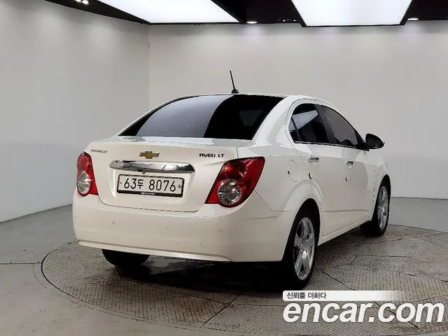 ChevroletGMDaewoo Aveo 2014 thumb 4