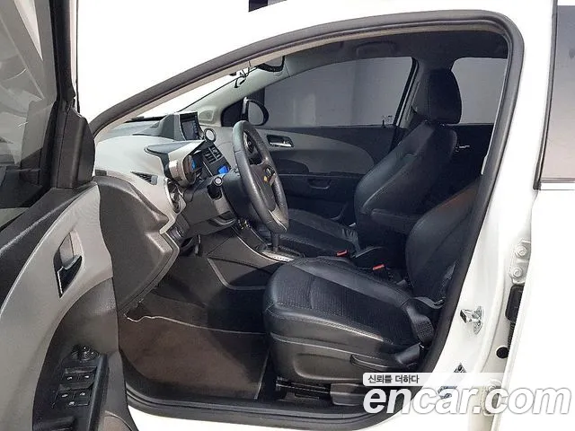 ChevroletGMDaewoo Aveo 2014 thumb 8