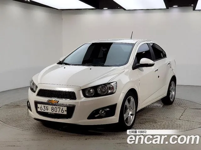 ChevroletGMDaewoo Aveo 2014 thumb 12