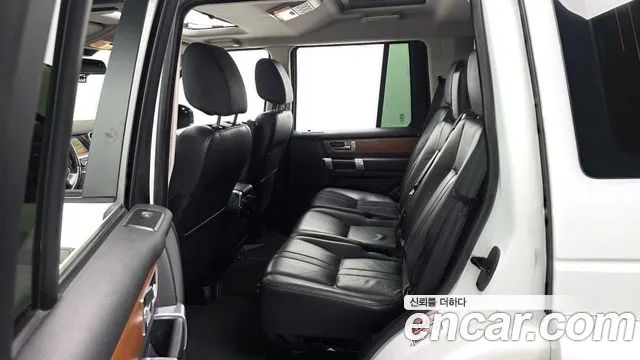 Land Rover Discovery 2015 thumb 12