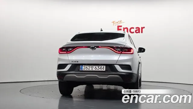 Renault-KoreaSamsung Arkana 2023 thumb 4