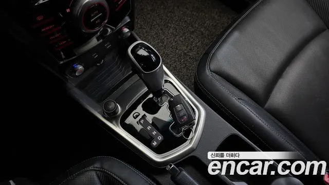 KG_Mobility_Ssangyong TIBOLI 2015 thumb 9