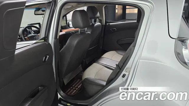 ChevroletGMDaewoo Spark 2012 thumb 11