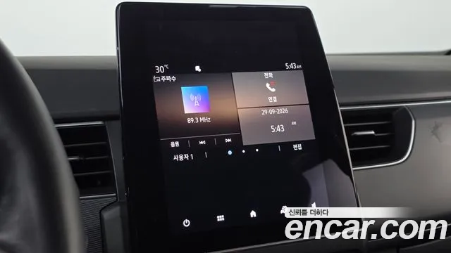 Renault-KoreaSamsung Arkana 2021 thumb 11