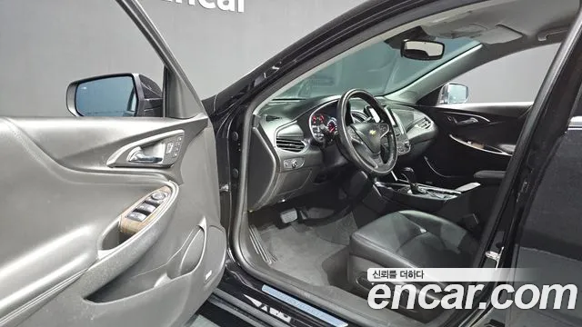 ChevroletGMDaewoo Malibu 2018 thumb 10