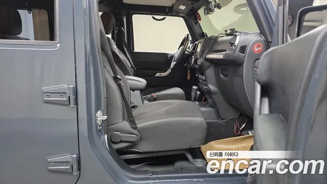 Jeep Wrangler 2016 thumb 11