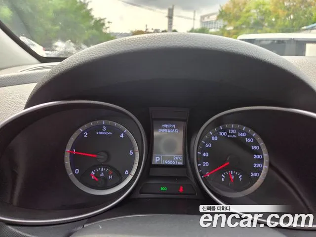 Hyundai Santa Fe 2014 thumb 8