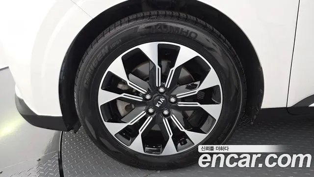 Kia Carnival 2020 thumb 5