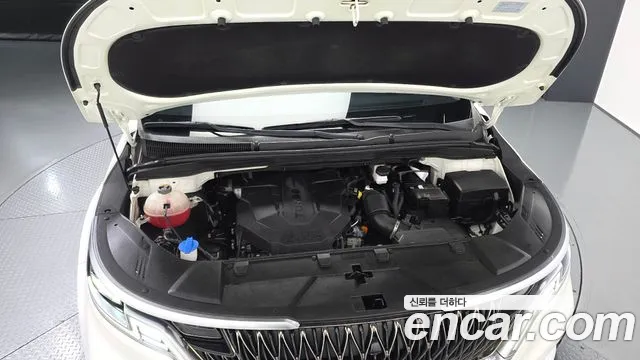 Kia Carnival 2020 thumb 6