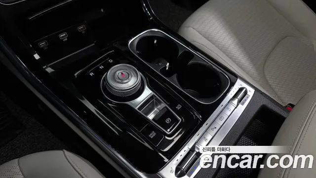 Kia Carnival 2020 thumb 9