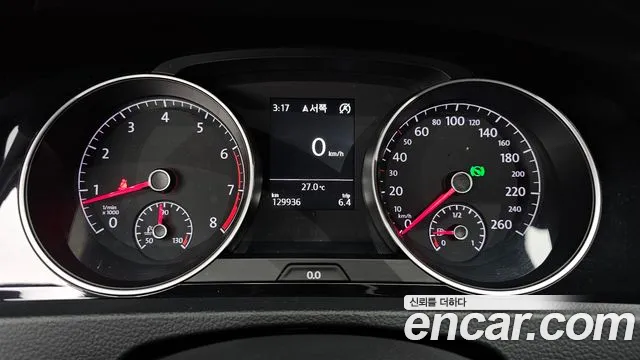 Volkswagen Golf Sportsvan 2016 thumb 8