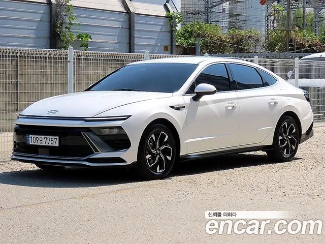 Hyundai Sonata 2023 thumb 2