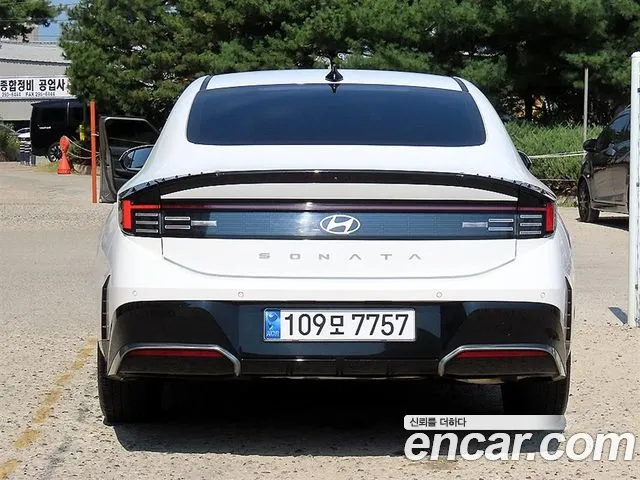 Hyundai Sonata 2023 thumb 4