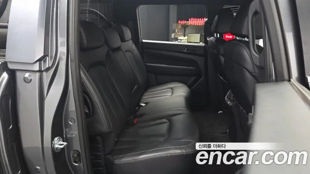 KG_Mobility_Ssangyong Rexton 2019 thumb 12