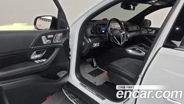 Mercedes-Benz GLS 2025 thumb 10
