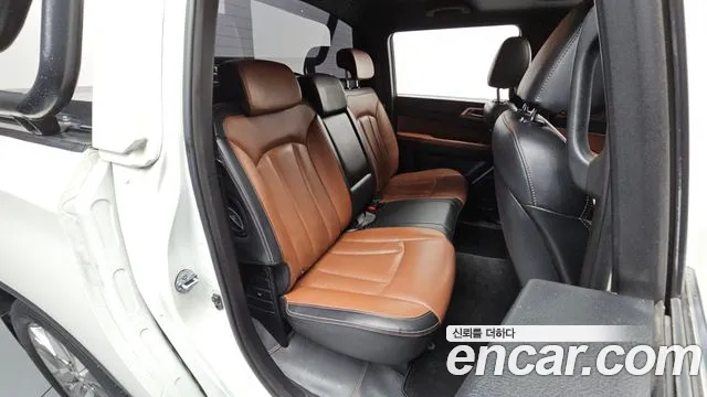 KG_Mobility_Ssangyong Rexton 2019 thumb 11