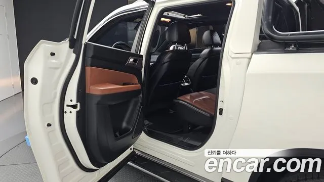 KG_Mobility_Ssangyong Rexton 2019 thumb 12