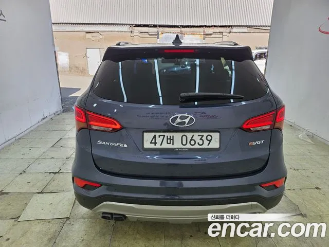 Hyundai Santa Fe 2016 thumb 6