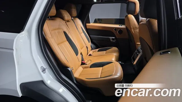 Land Rover Range Rover Sport 2019 thumb 11