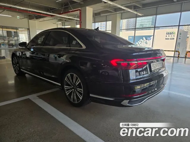 Audi A8 2026 thumb 2