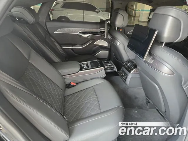 Audi A8 2026 thumb 10