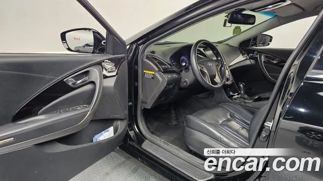 Hyundai Grandeur 2013 thumb 10