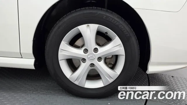 Renault-KoreaSamsung SM5 2012 thumb 5
