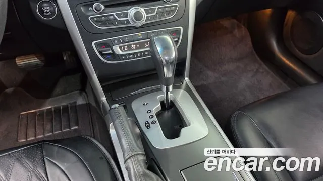 Renault-KoreaSamsung SM5 2012 thumb 9