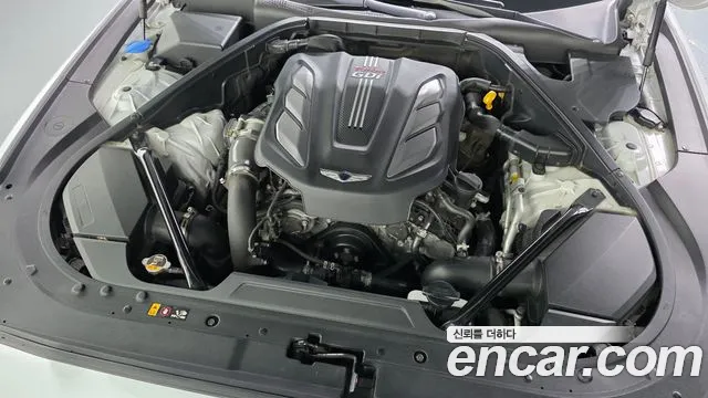 Genesis G80 2017 thumb 6