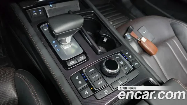 Genesis G80 2017 thumb 9