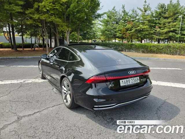 Audi A7 2020 thumb 6
