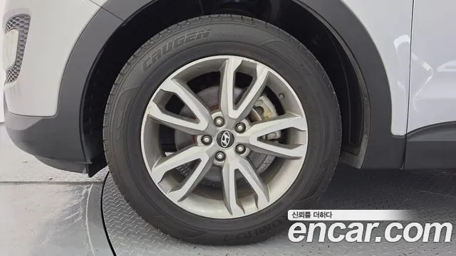 Hyundai Santa Fe 2013 thumb 5