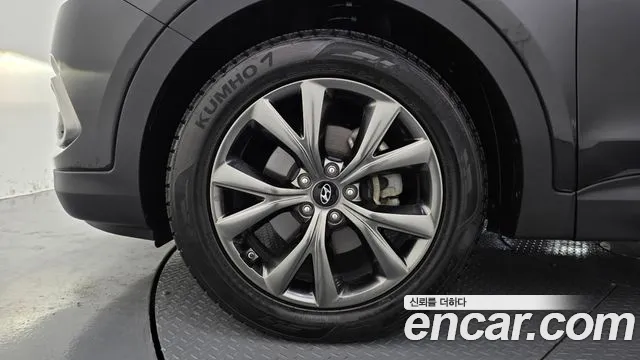 Hyundai Santa Fe 2016 thumb 5
