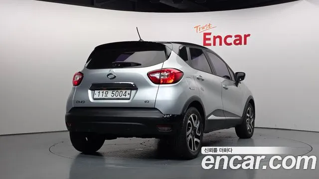 Renault-KoreaSamsung Captur 2015 thumb 2