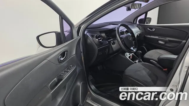 Renault-KoreaSamsung Captur 2015 thumb 10