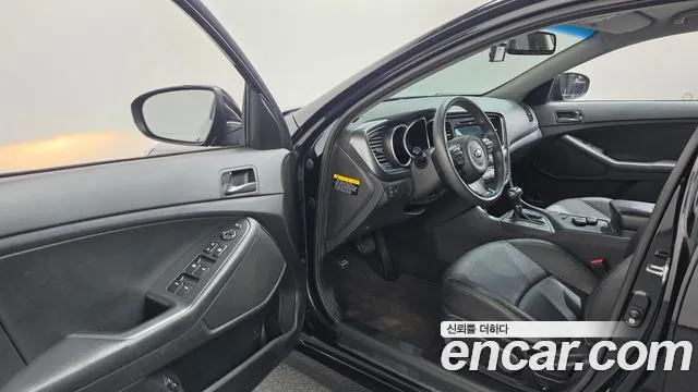 Kia K5 2014 thumb 10