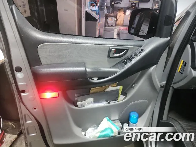 Hyundai Starex 2018 thumb 7