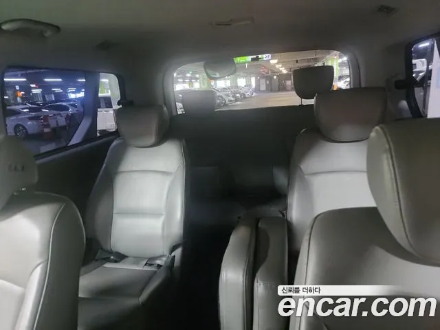 Hyundai Starex 2018 thumb 12