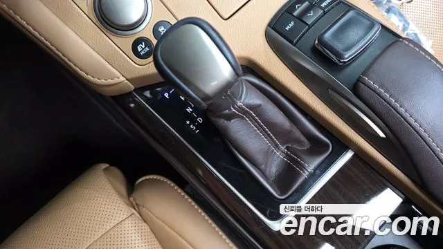 Lexus ES 2017 thumb 8