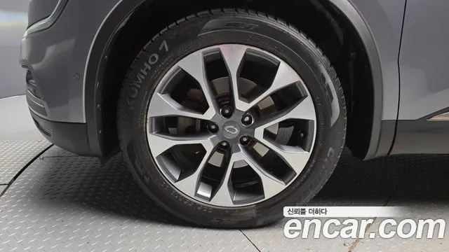 Renault-KoreaSamsung Koleos 2017 thumb 5