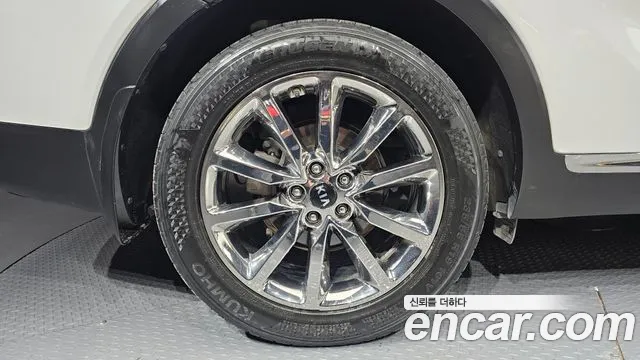 Kia Sorento 2016 thumb 5
