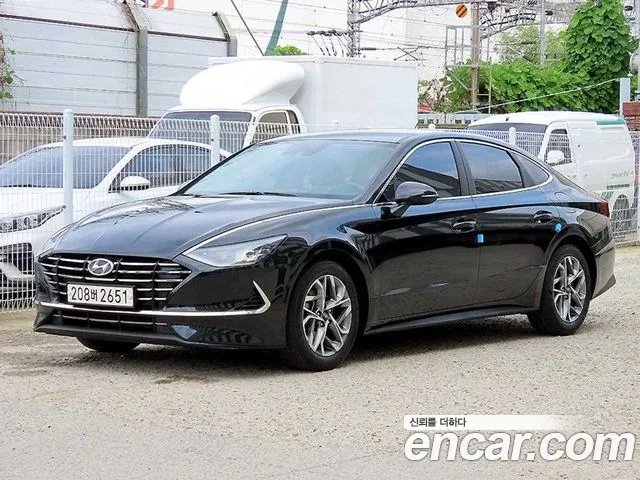 Hyundai Sonata 2022 thumb 2
