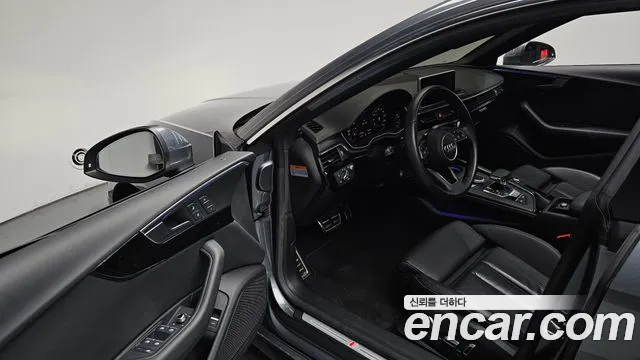 Audi A5 2019 thumb 9