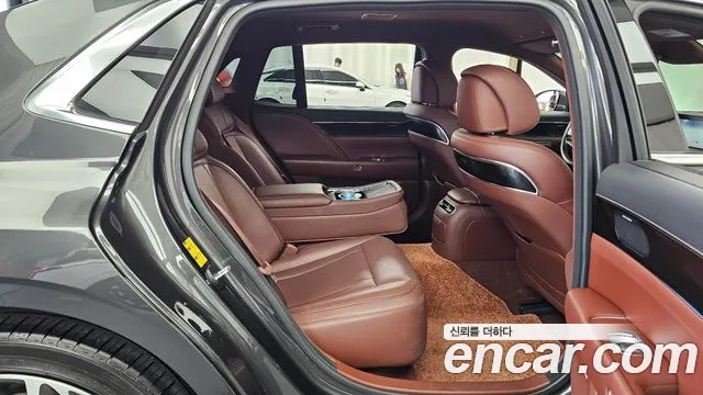 Genesis G90 2022 thumb 12