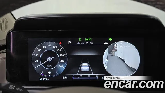 Kia Carnival 2022 thumb 8